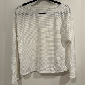 Lululemon Lean In Long Sleeve Shirt
Lightweight Mesh Drawstring Hem White